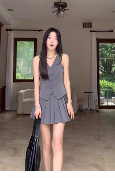 Women Vest With Pleated Skirts Co-Ord Sets